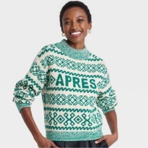 A new Day Green Apres Sweater!